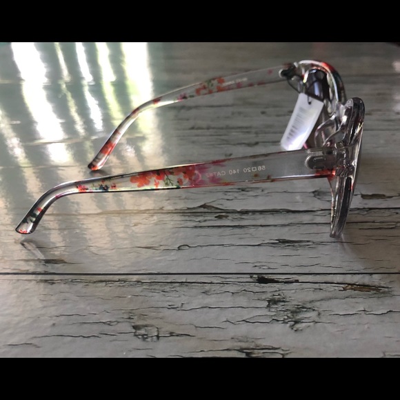 Ladies Sunglasses - Picture 3 of 5